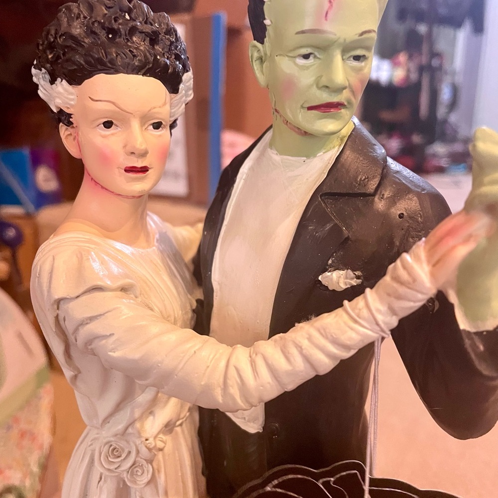 FRANKENSTEIN And Bride Figure Statue Halloween 12”